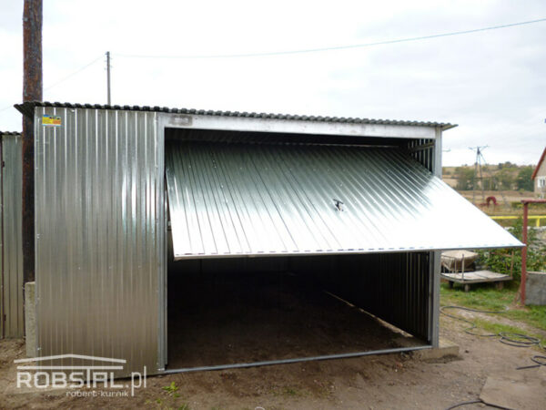 garaz-blaszany-4x6m-z-brama-uchylna-do-gory-05 garaz-blaszany-4x6m-z-brama-uchylna-do-gory-05