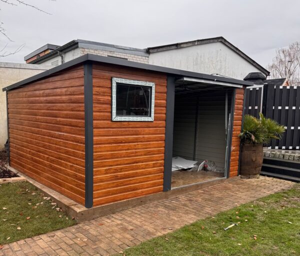 WhatsApp Image 2025-12-02 at 13.51.38 WhatsApp Image 2025-12-02 at 13.51.38