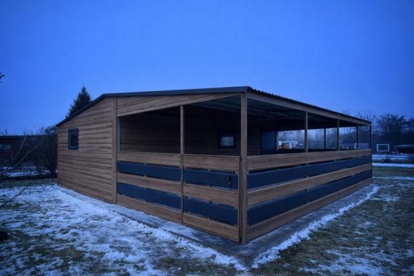 GARAŻ Z TARASEEM GARAŻ Z TARASEEM