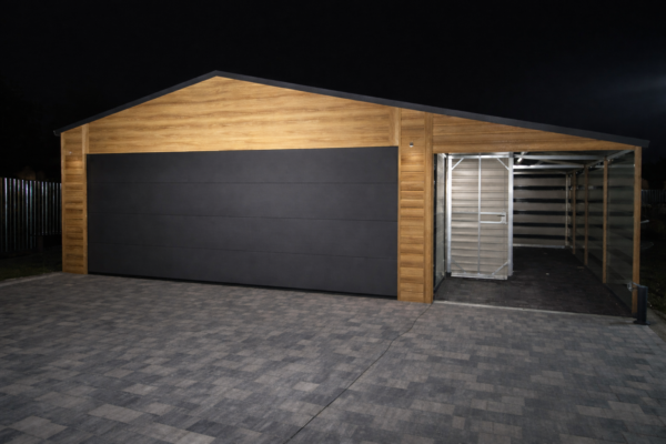 GARAŻ z bramą segmentowa 6x5 + 2m wiata GARAŻ z bramą segmentowa 6x5 + 2m wiata